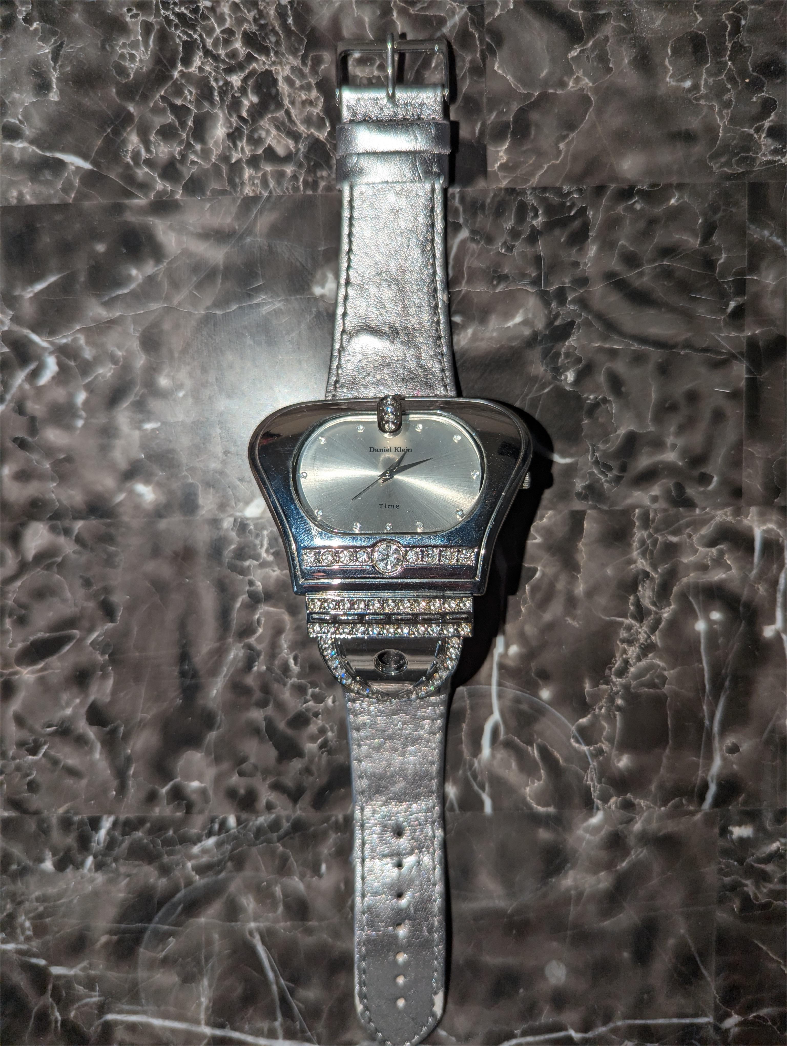 Watch 17